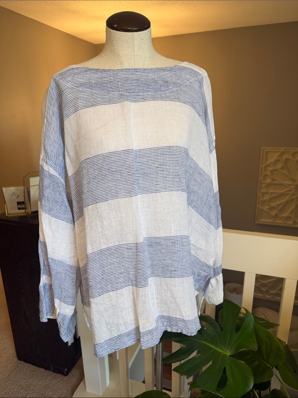 Women’s Blue and White Striped Linen Tunic Top